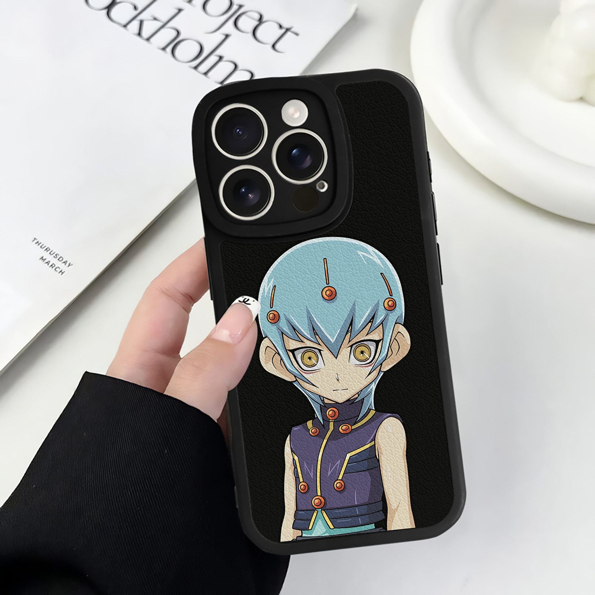 遊☆戯☆王 Yu-Gi-Oh! 【iPhone 16シリーズ対応】シリコンスマホケース（レザー調） 材質：シリコン